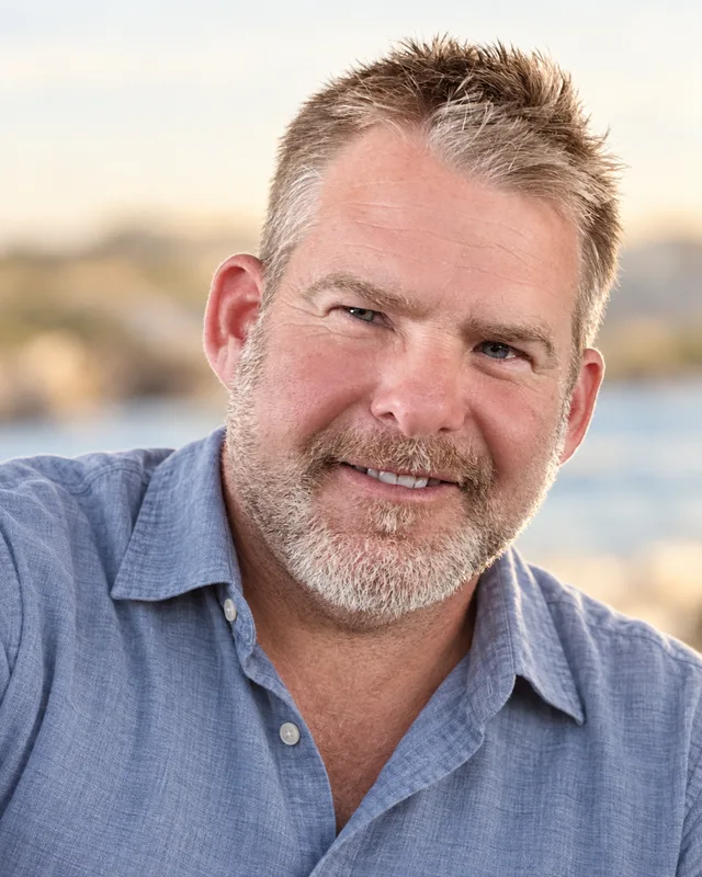 Greg Tyndall, software engineer and independent consultant.
